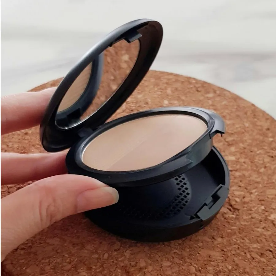 Phấn phủ MAC Studio Waterweight Pressed dành cho da khô