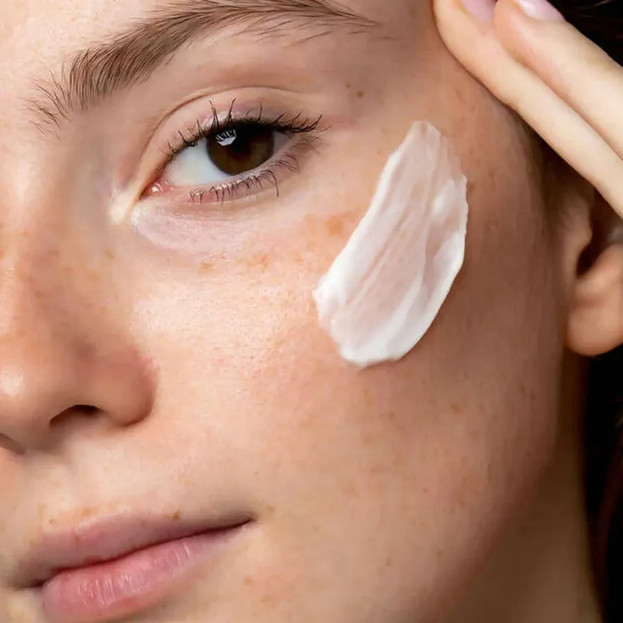 Hướng dẫn chọn kem dưỡng trắng da ban đêm phù hợp 