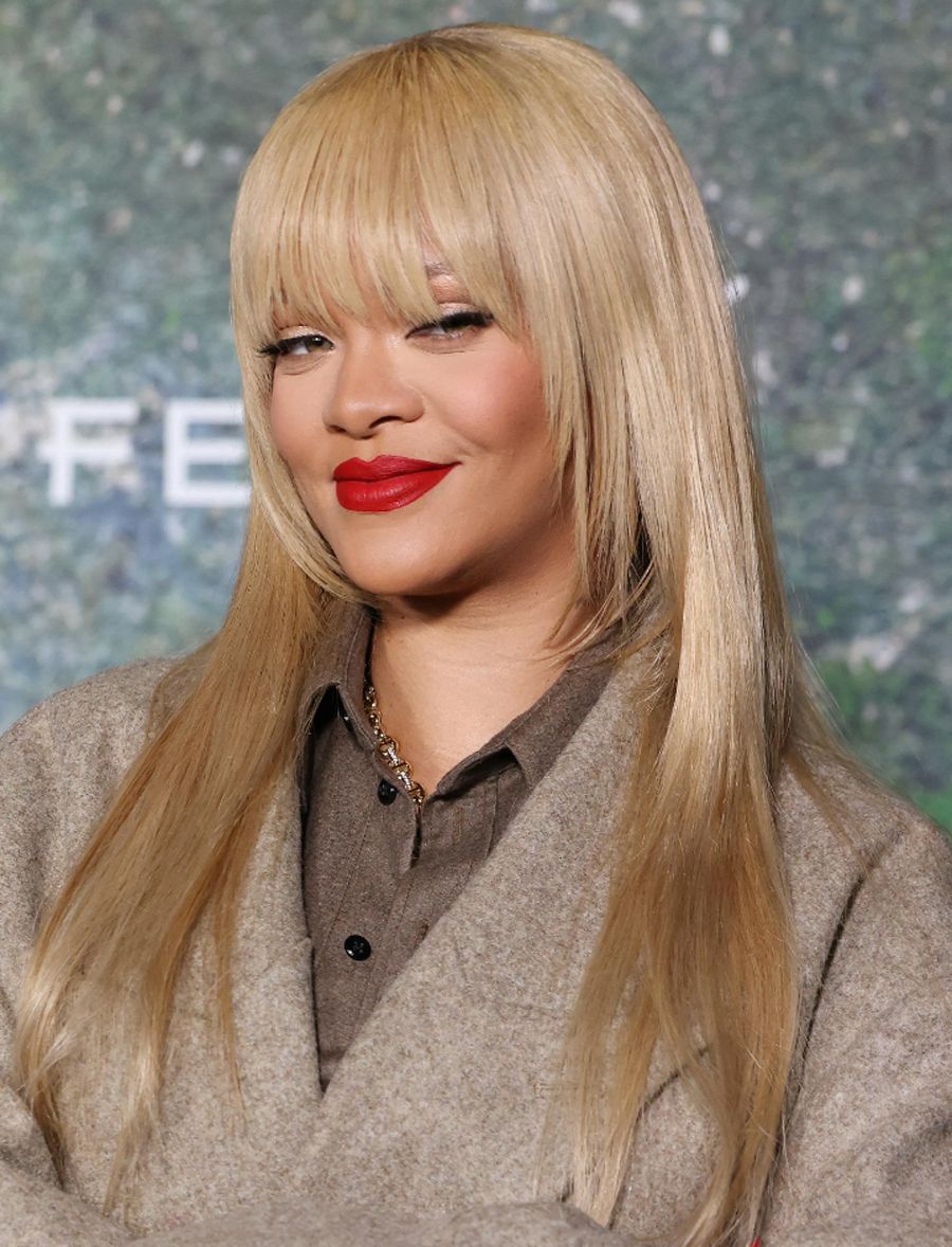 Màu tóc vàng bơ thống trị các xu hướng xuân hè 2025 - 7