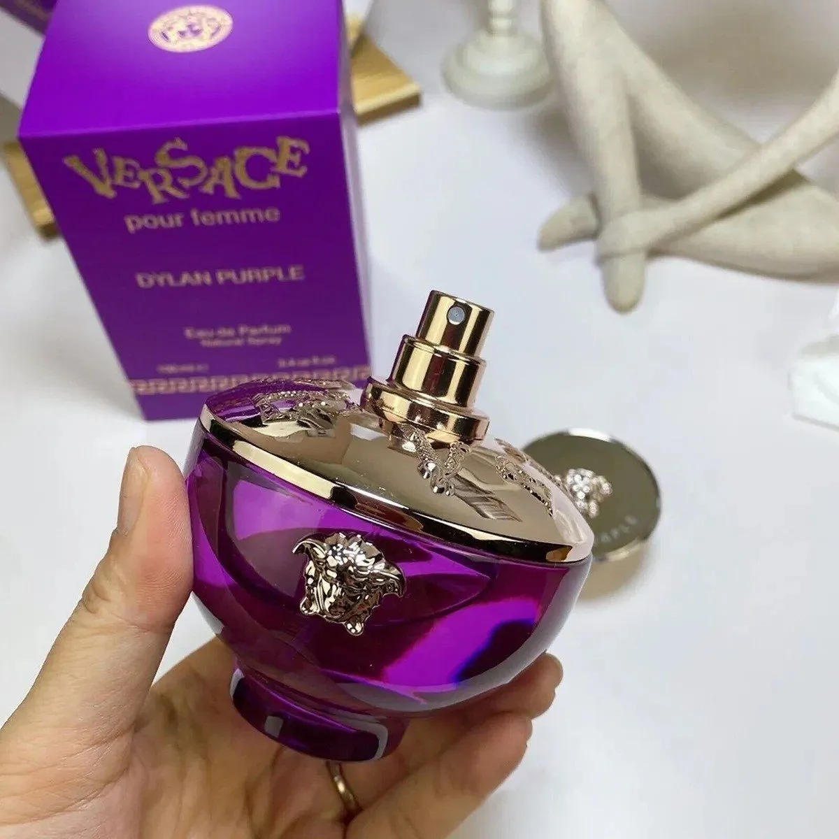 Top 10 nước hoa Versace nữ mùi nào thơm lâu được rất yêu thích