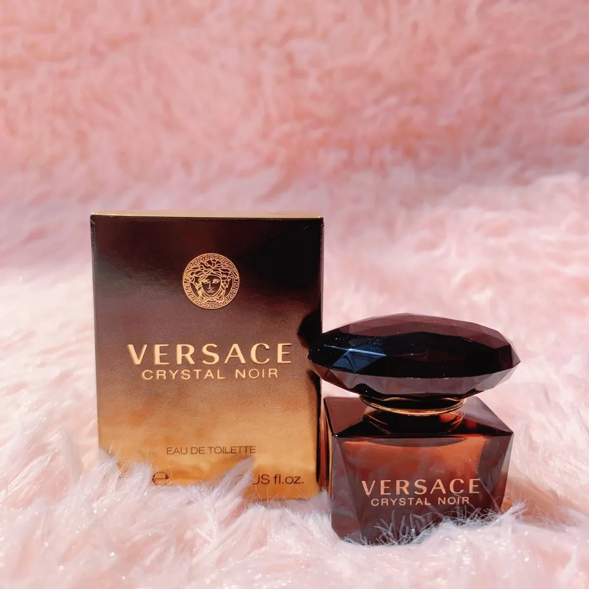 Top 10 nước hoa Versace nữ mùi nào thơm lâu được rất yêu thích