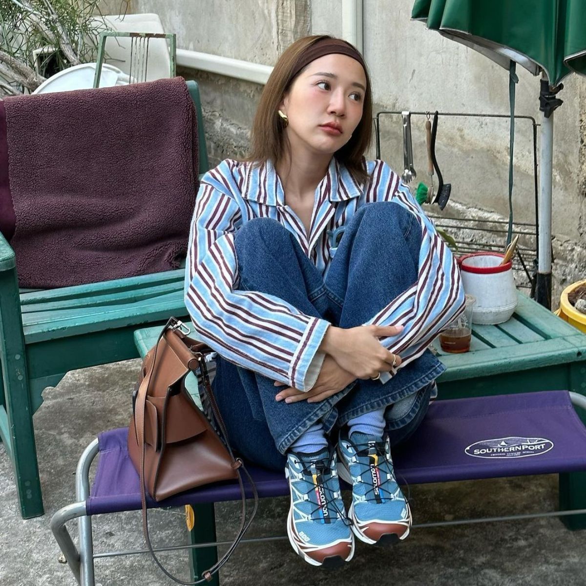 Xu hướng phụ kiện Pop Of Blue đưa màu xanh dương lên ngôi - 8