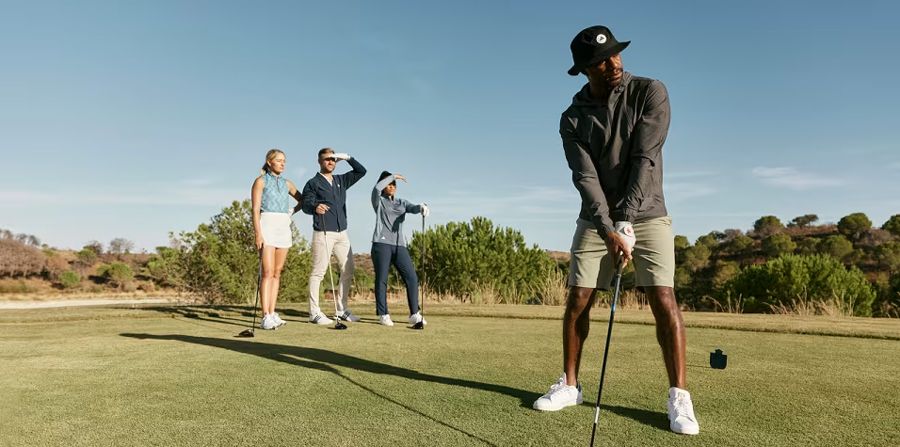 Top 10 thương hiệu thời trang và phụ kiện chơi golf nổi tiếng 2025