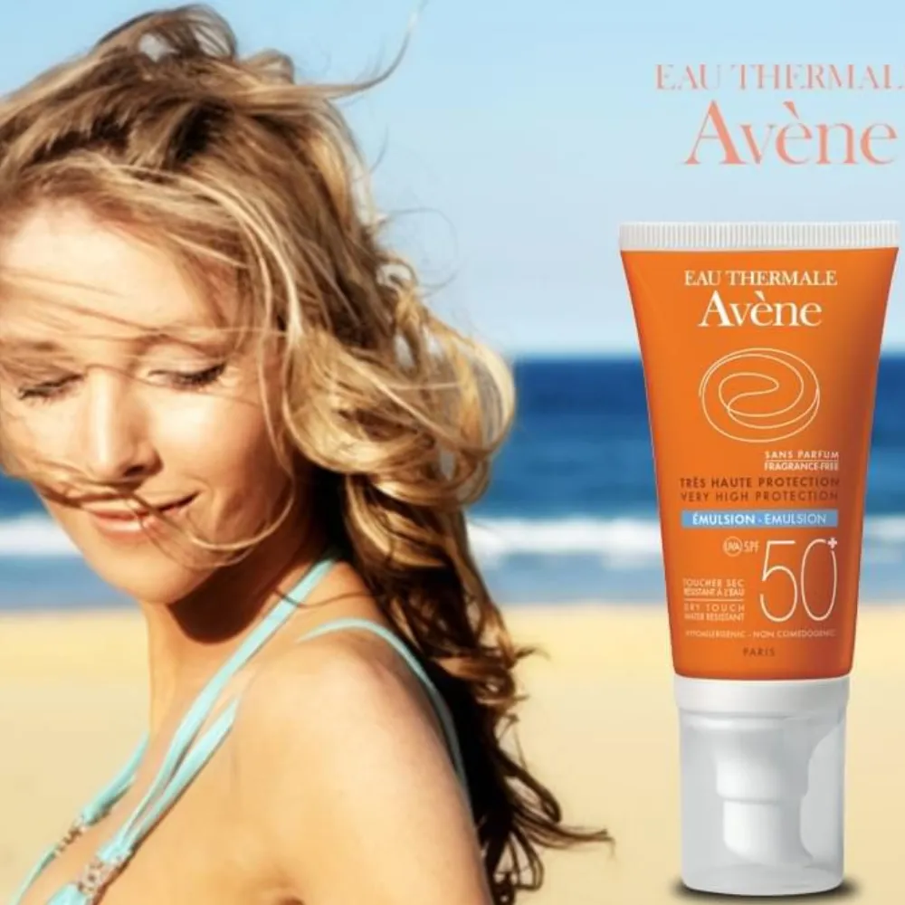 Review chi tiết kem chống nắng Avène Fluide