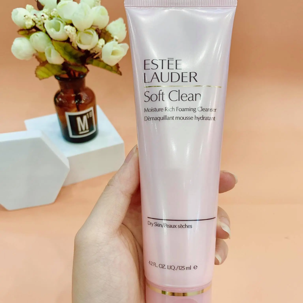 Top 15 sữa rửa mặt thân thiện với làn da cho mọi loại da được yêu rất thích