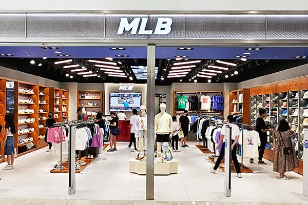 Vali MLB Classic Monogram LA Dodger 3AHH0024N-07CRS Màu Trắng Kem Size 26 - Túi xách - Vua Hàng Hiệu