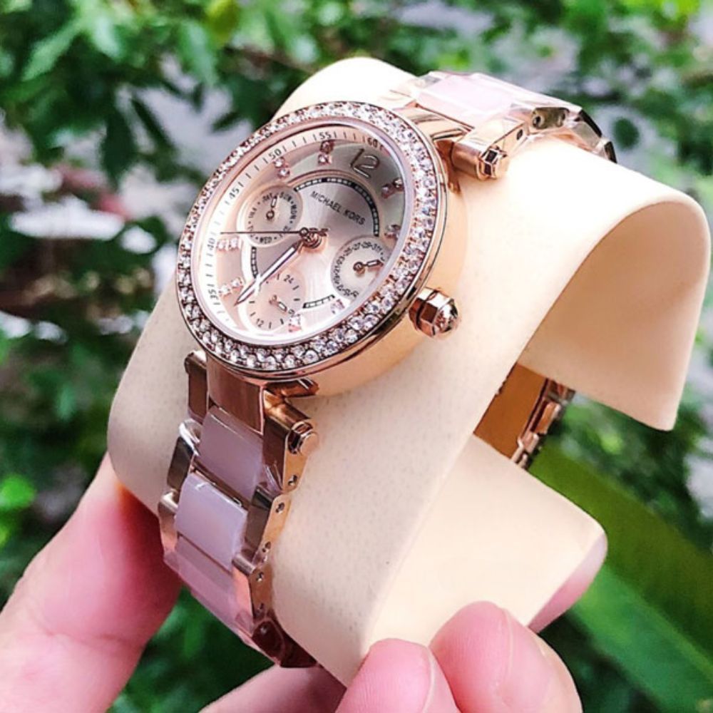 Ý nghĩa tặng đồng hồ? Top các mẫu đồng hồ quà tặng vô cùng đẹp