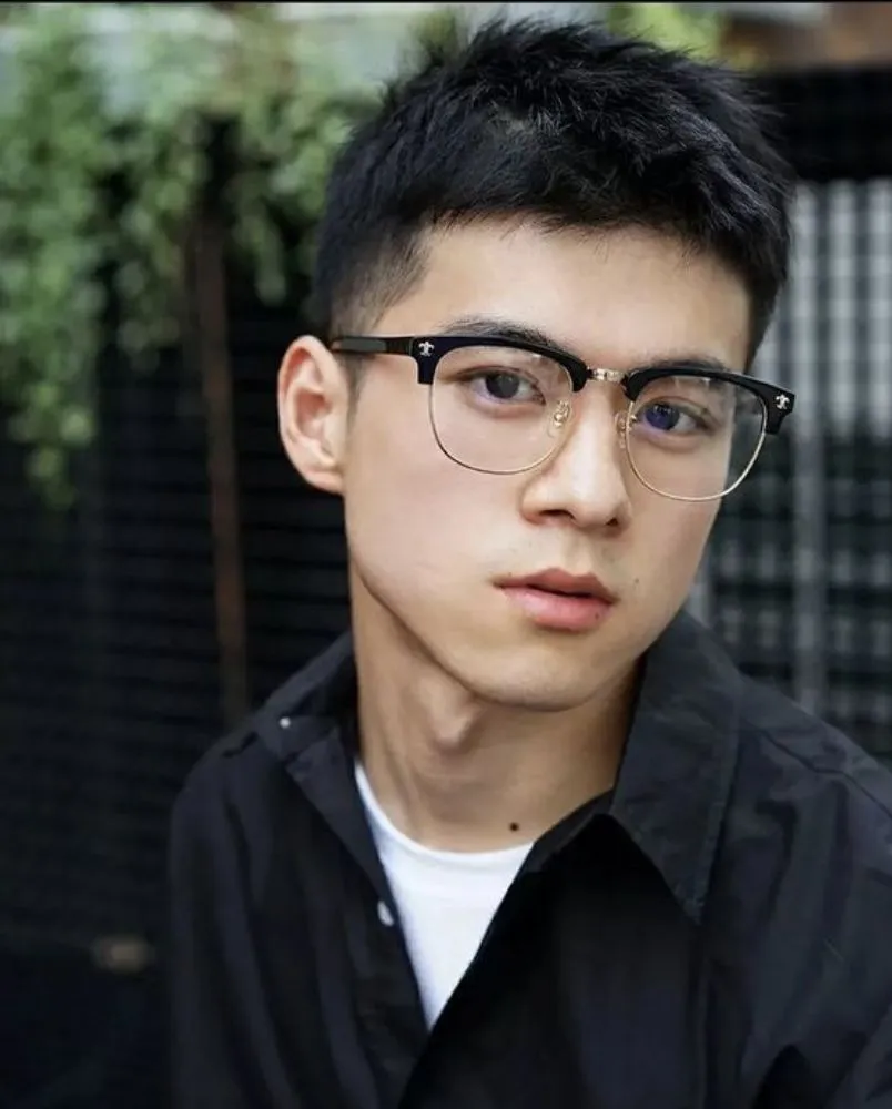 15 kiểu tóc cho mặt tam giác nam giúp chàng thêm bảnh bao