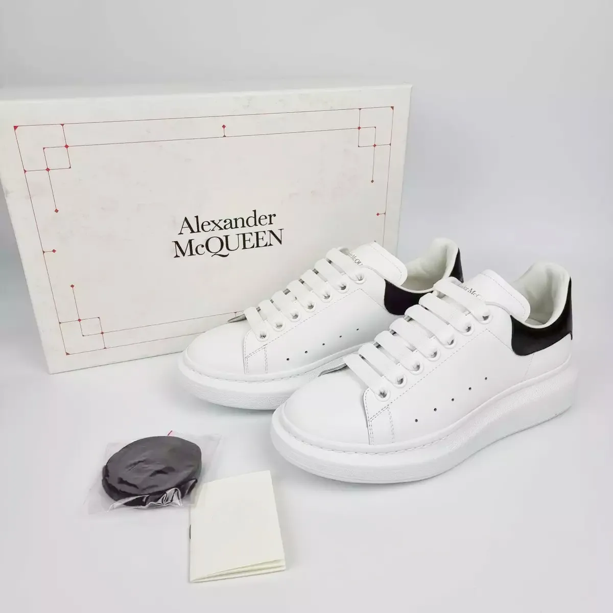 Giày Alexander McQueen Oversized Sneaker Black/White