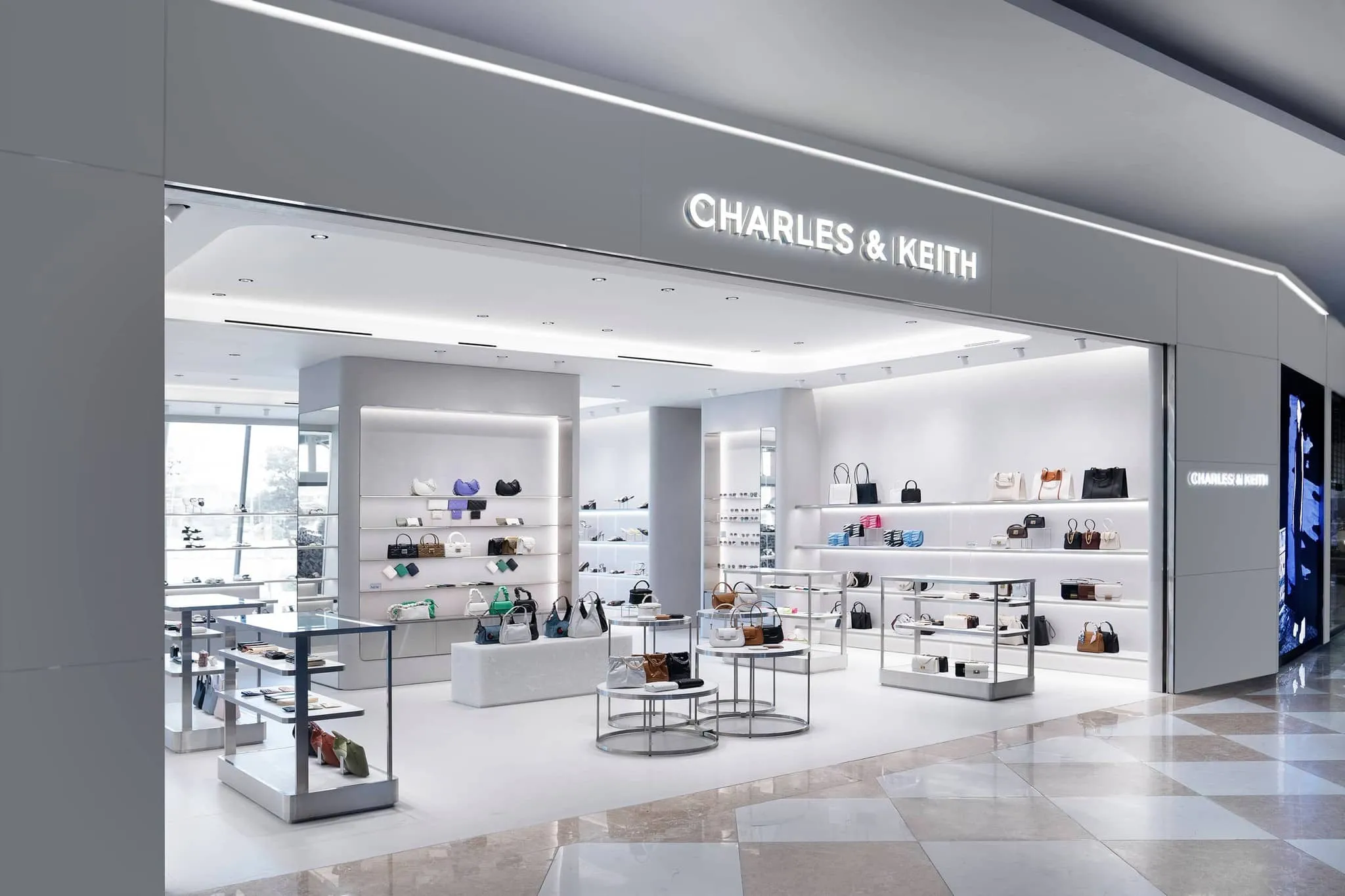 Cửa hàng Charles & Keith tại Việt Nam
