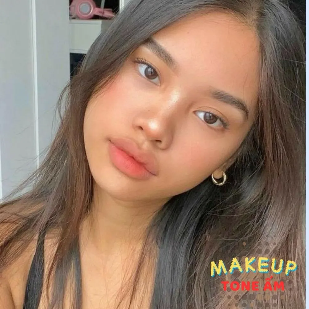 Makeup tone ấm là gì? 7 cách trang điểm tone ấm hot trend