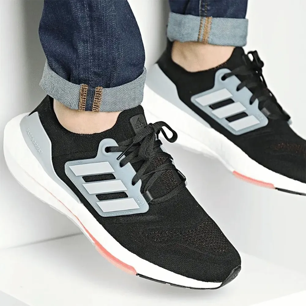 Giày Adidas UltraBoost