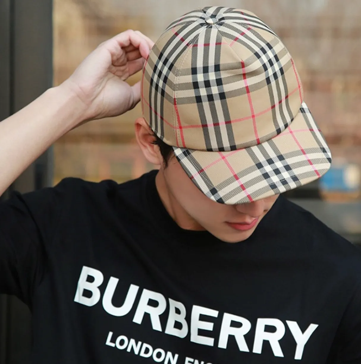 Mũ Lưỡi Trai Burberry Vintage Check