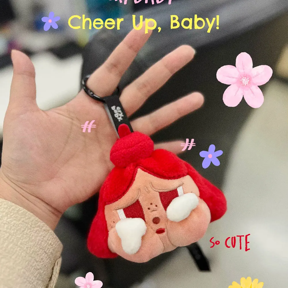 Móc Khóa Pop Mart Crybaby Cheer Up, Baby! Series-Plush Pendant Blind Box Màu Đỏ - Phụ kiện - Vua Hàng Hiệu