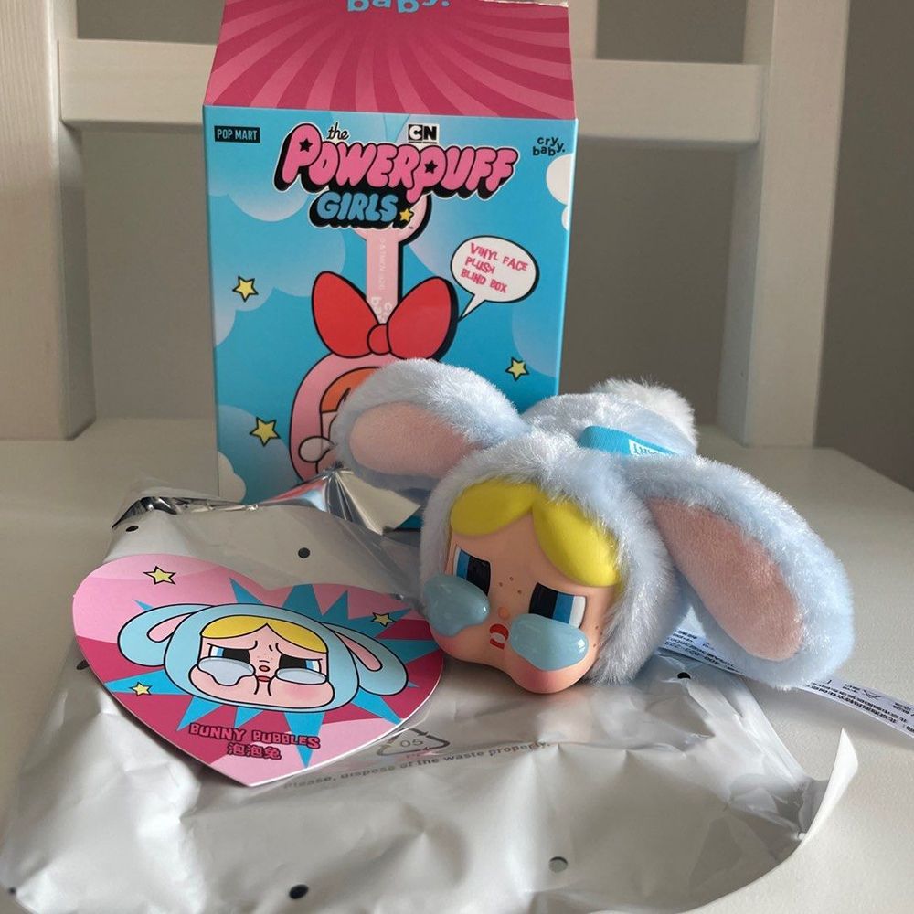 Móc Khóa Pop Mart Crybaby × Powerpuff Girls Series Vinyl Face Plush Bunny Bubbles Màu Hồng Xanh - Phụ kiện - Vua Hàng Hiệu