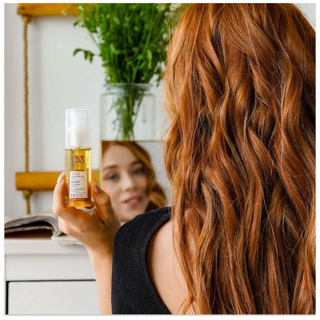 Nên xịt dưỡng tóc lúc khô hay ướt? Hướng dẫn sử dụng đúng cách