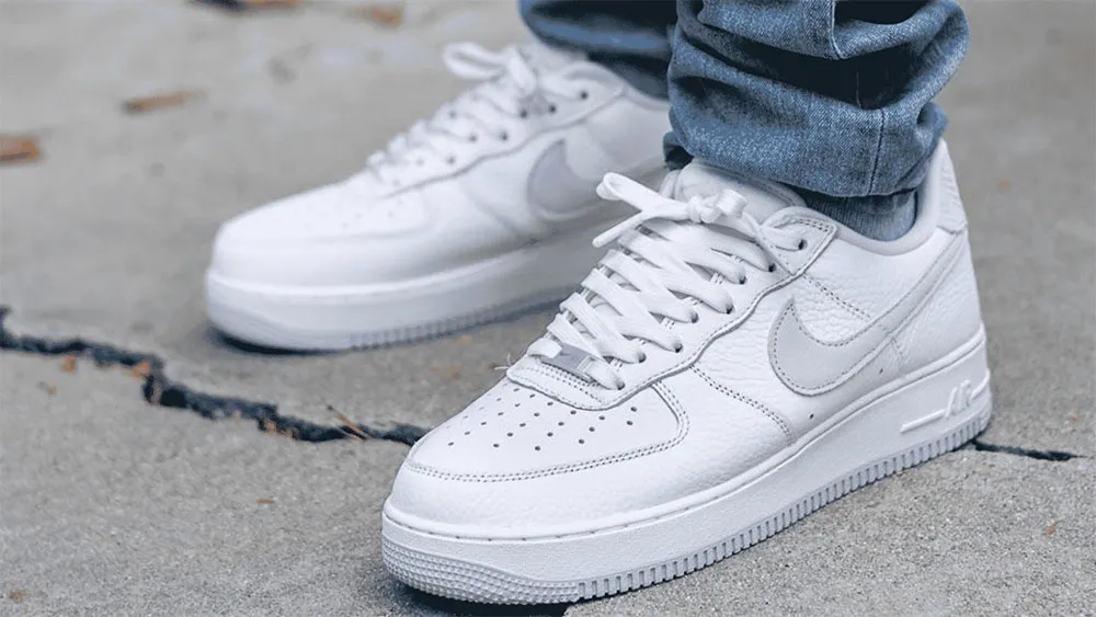 9 Cách phân biệt giày Nike Air Force 1 thật giả chính xác