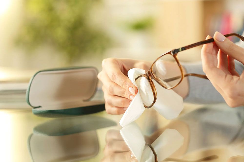 Các loại gọng kính phổ biến được mua nhiều hiện nay