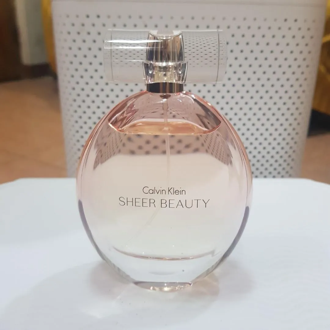 Nước hoa Calvin Klein Sheer Beauty EDT