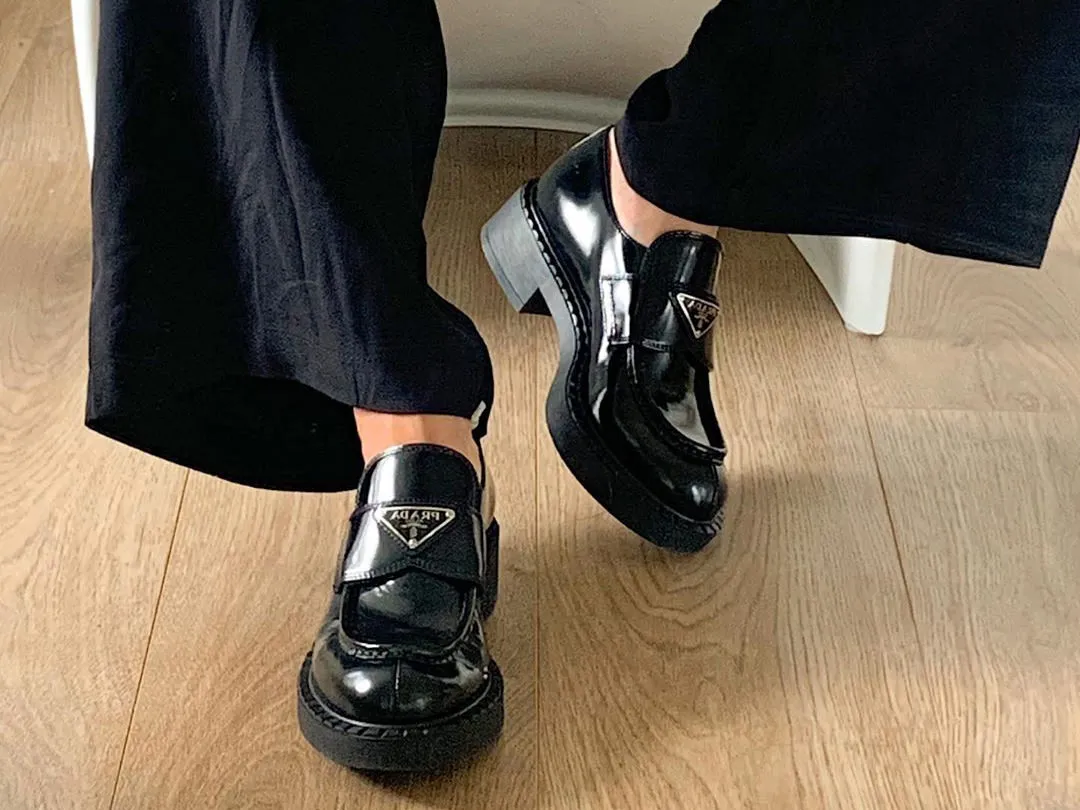 Giày Prada Leather Loafers