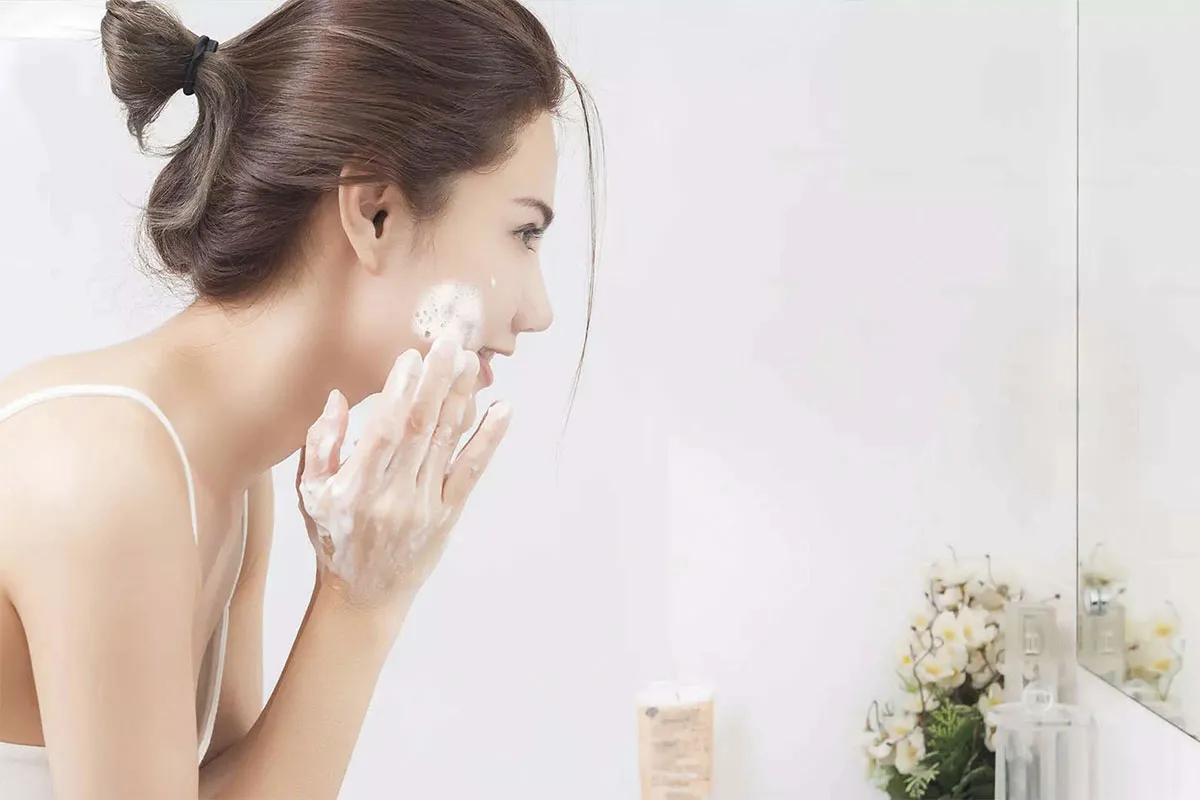 Top 15 sữa rửa mặt cho da dầu mụn được nhiều khách hàng yêu thích hiện nay
