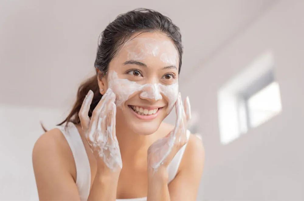 Sữa rửa mặt Collagen hỗ trợ nuôi dưỡng làn da