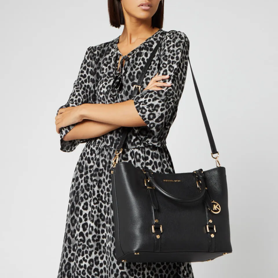 Túi xách Michael Kors Bedford Legacy Large Shoulder Bag
