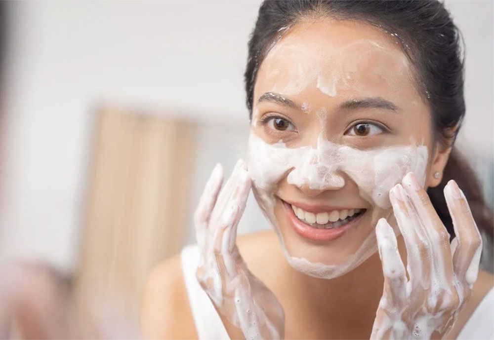 Top 10 sữa rửa mặt cho da khô dưỡng ẩm mềm mịn chất lượng tốt