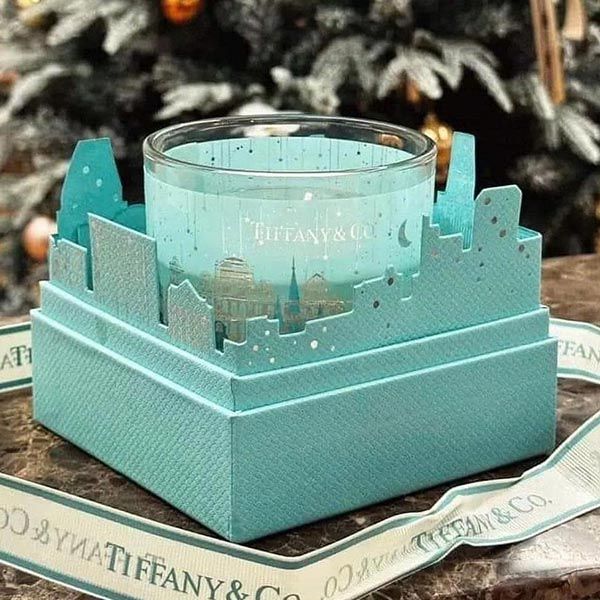 Nến Thơm Tiffany & Co. Christmas Aromatherapy Candle Có Đèn Led - Nến thơm - Vua Hàng Hiệu