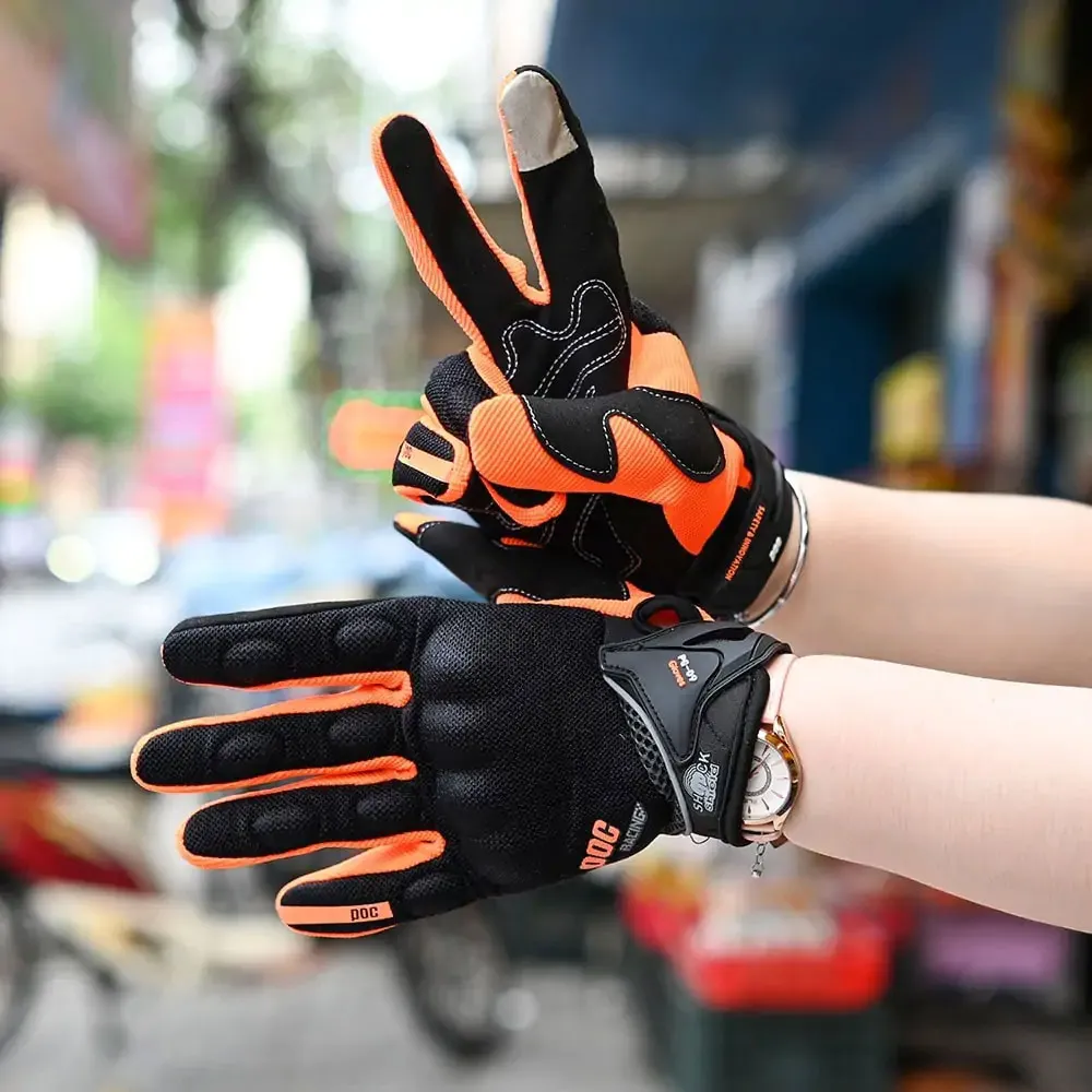Top 10 mẫu găng tay thể thao được mua nhiều hiện nay