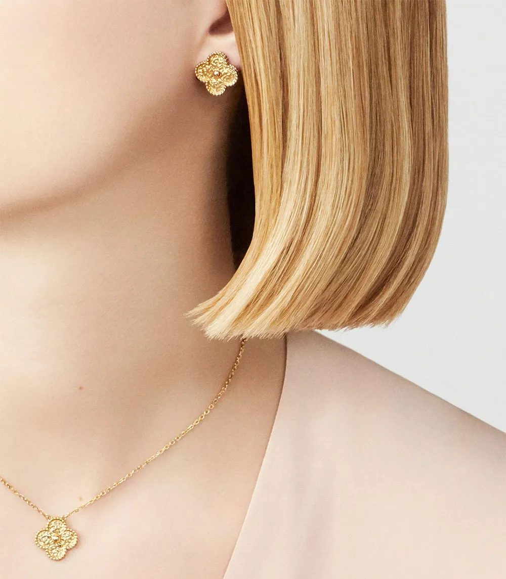 Top 9 mẫu bông tai vàng 18K đẹp, sang, xứng đáng để 