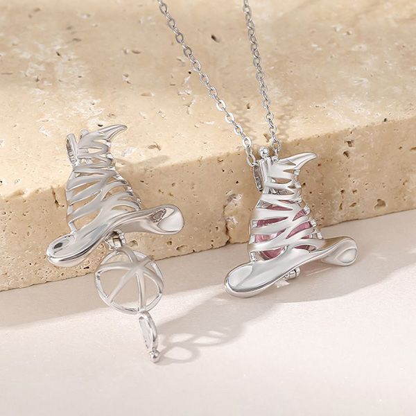 Dây Chuyền Nữ Lili Jewelry Dạng Lồng Đóng Mở Hình Đồ Vật Chứa Đá CZ LILI_564472 Màu Bạc (Mũ Phù Thuỷ) - Trang sức - Vua Hàng Hiệu