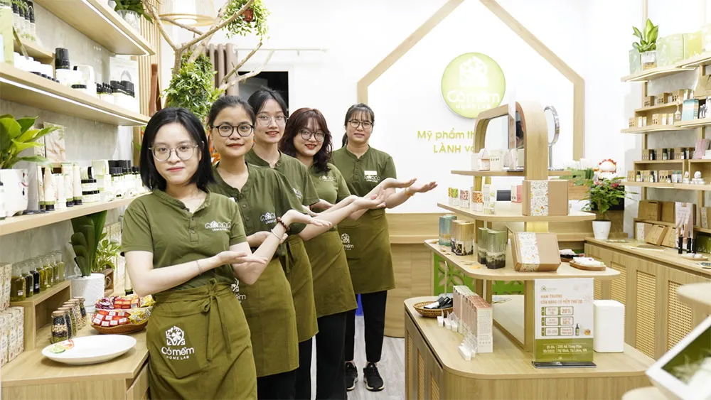 Mua mỹ phẩm cho mẹ bầu ở đâu uy tín, đảm bảo thân thiện với làn da?
