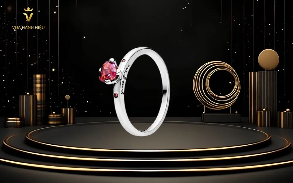 Promise Ring Là Gì? Có Nên Tặng Nhẫn Hẹn Ước Cho Người Yêu?