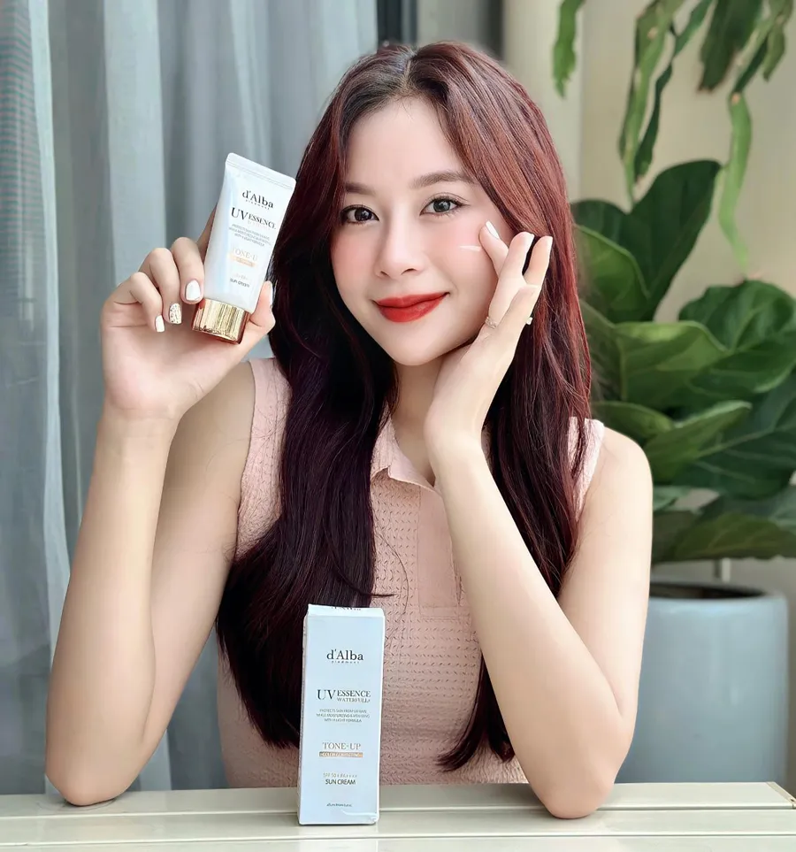 Top 5 Kem Chống Nắng D’Alba Bán Chạy, Hot Hit Năm 2025