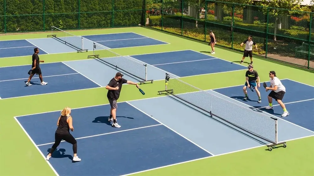 So sánh Pickleball và Tennis: Khám phá khác biệt có thể bạn chưa biết