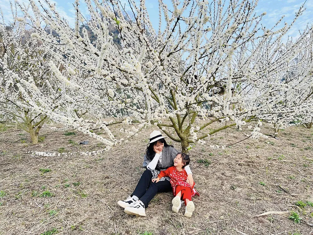 Mặc gì đi du lịch miền núi? Gợi ý 15+ outfit đi du lịch miền núi cực chất