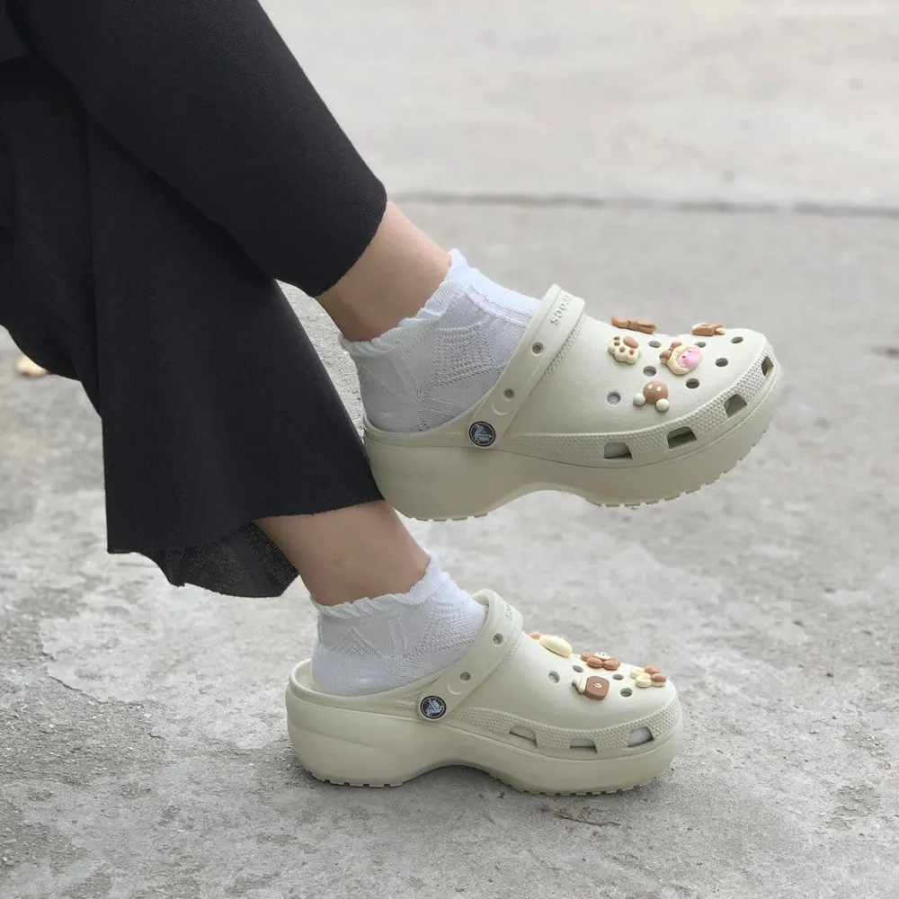 Bảng Size Crocs Chuẩn Chính Hãng – Hướng Dẫn Chọn Size Đúng