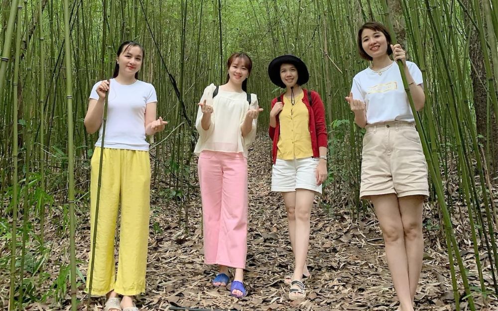 Đi Hạ Long Mặc Gì? 30+ Gợi Ý Outfit Đẹp Khi Du Lịch Vịnh Hạ Long