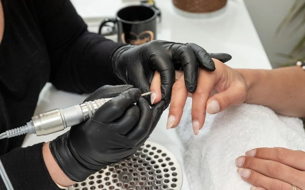Top 150+ Những Mẫu Nail Kẻ Sọc Đẹp, Hot Trend Năm 2025