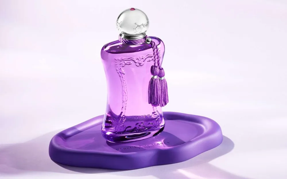 Parisian Chic Perfume: Top 10 Nước Hoa Mà Quý Cô Pháp Yêu Thích