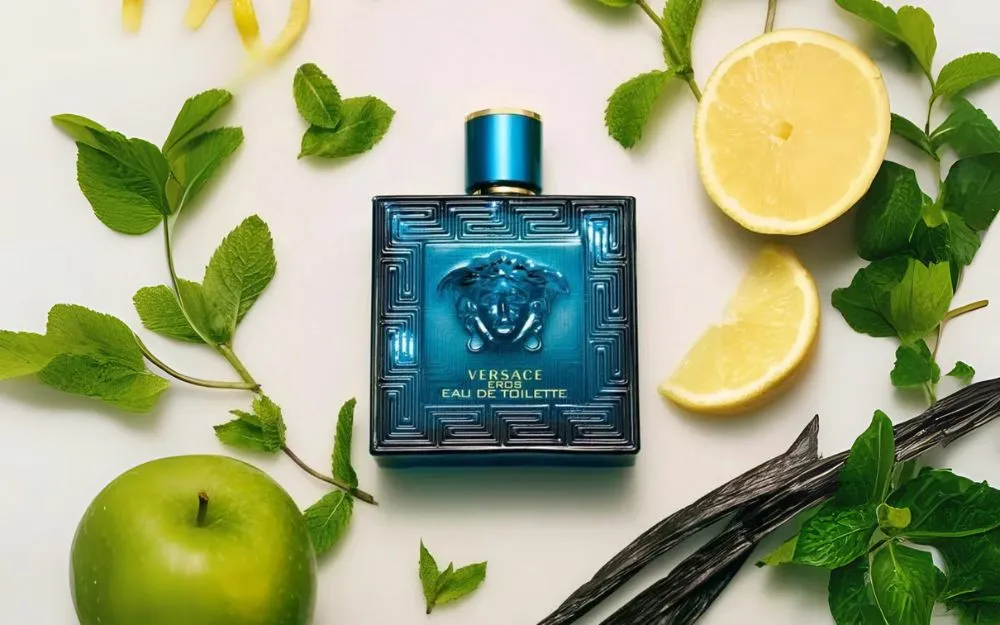Đánh Giá, So Sánh Nước Hoa Versace Xanh Và Đỏ Chi Tiết, Cụ Thể