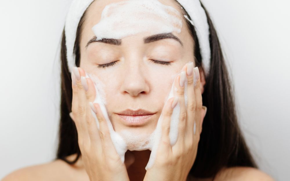 Mẹo Hỗ Trợ Làm Sạch Mụn Đầu Đen Ở Mũi Bằng Vaseline Hiệu Quả - 4