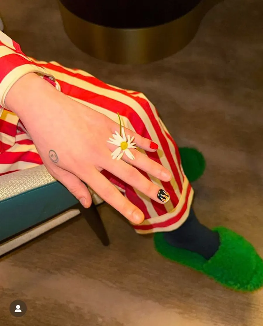 10+ mẫu nails G-Dragon cho fan bắt trend “cheap moment” cực gắt