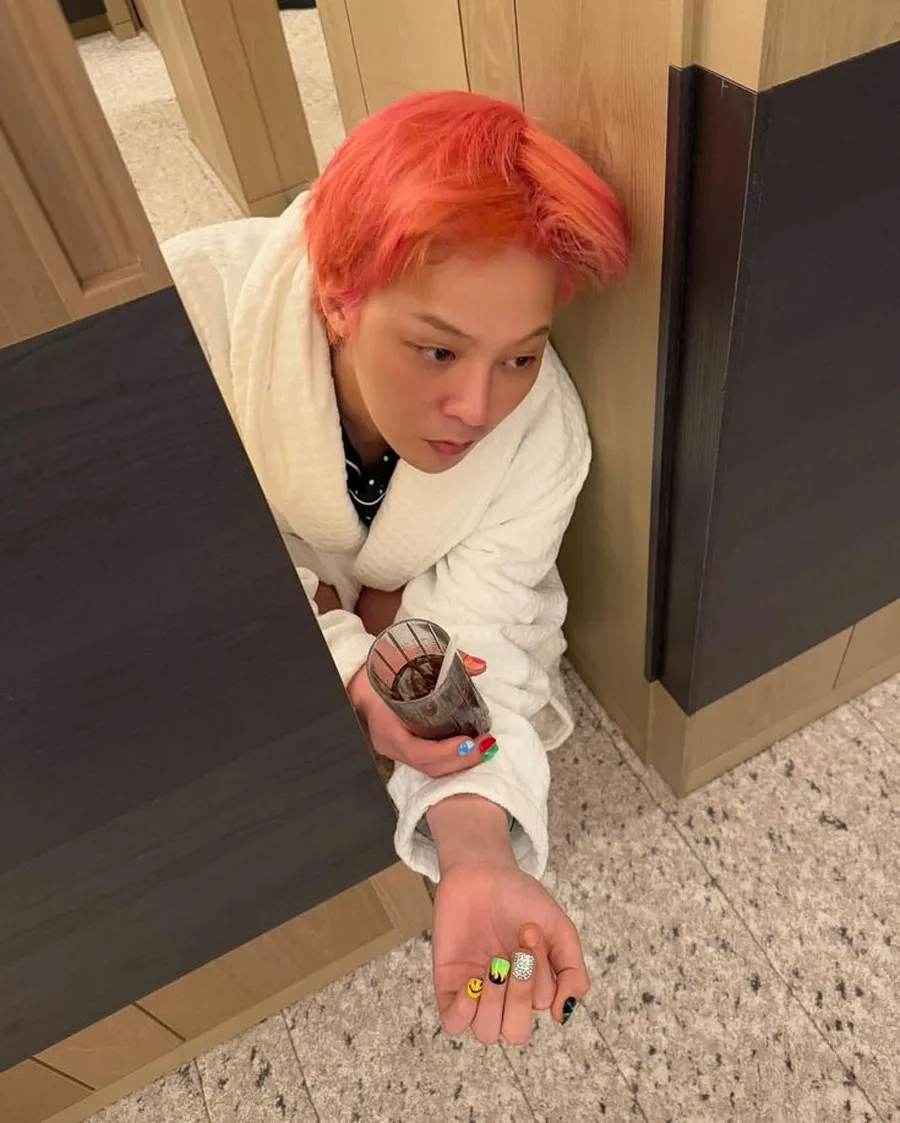 10+ mẫu nails G-Dragon cho fan bắt trend “cheap moment” cực gắt