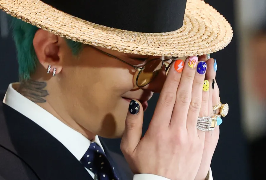 10+ mẫu nails G-Dragon cho fan bắt trend “cheap moment” cực gắt
