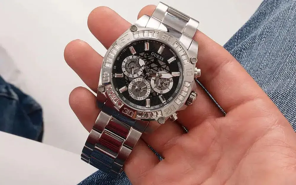 Top 8 Cách Nhận Biết Đồng Hồ Guess Chính Hãng Hiệu Quả