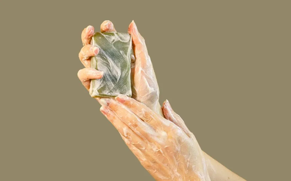 Cách Tháo Nhẫn Bị Chật: 7 Mẹo Hiệu Quả Và Đơn Giản Tại Nhà