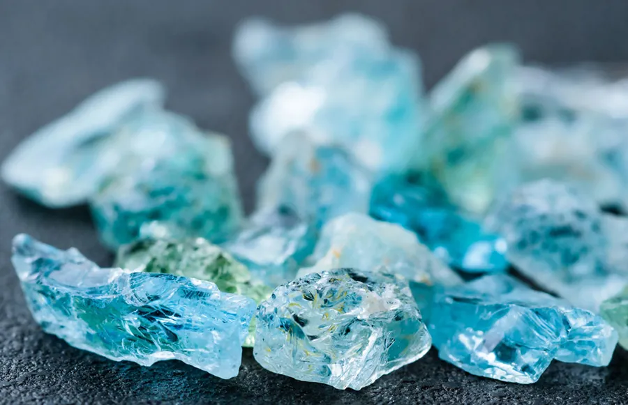 Đá Aquamarine Là Gì? Lợi Ích Và Ứng Dụng Của Đá Aquamarine