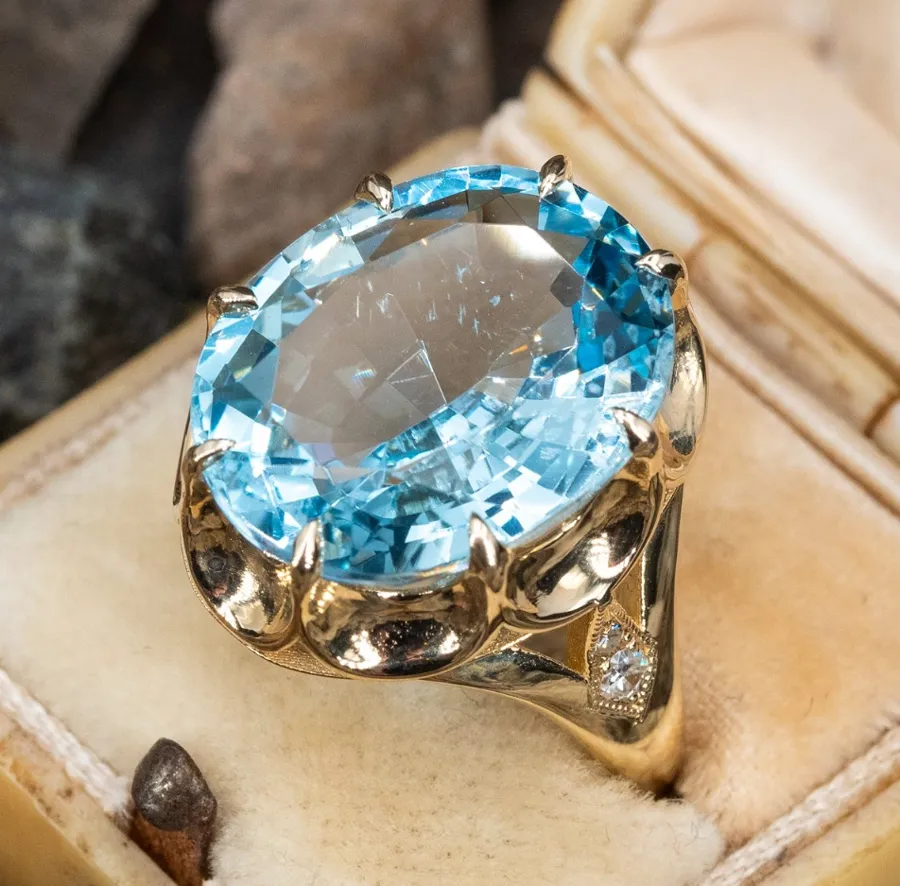 Đá Aquamarine Là Gì? Lợi Ích Và Ứng Dụng Của Đá Aquamarine